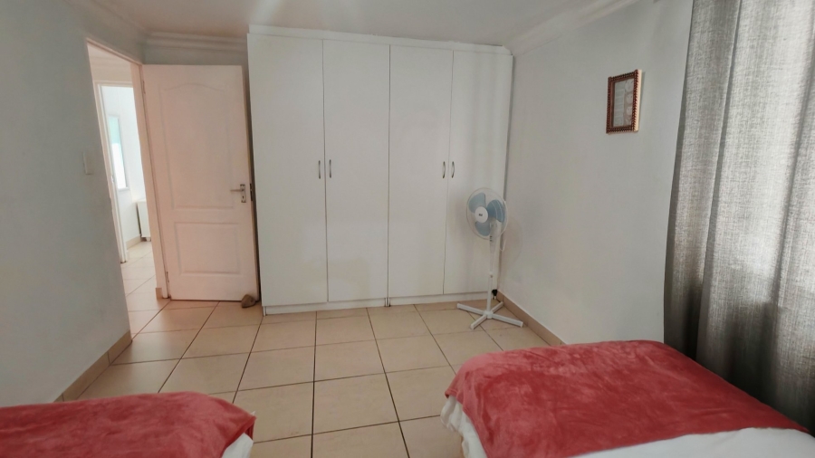 5 Bedroom Property for Sale in Twee Kuilen Western Cape